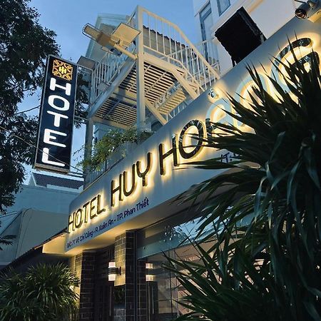 Huy Hoang Hotel Phan Thiet Bagian luar foto